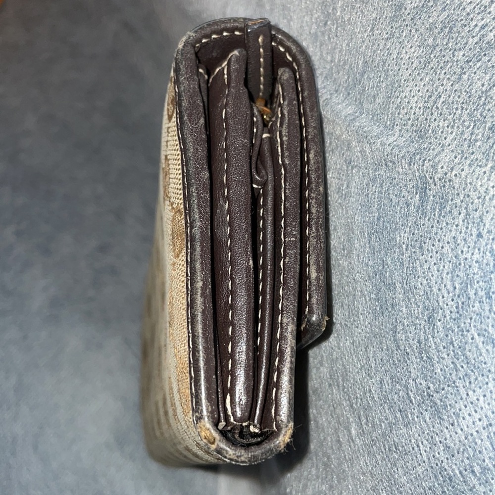 GUCCI HEART SIGNATURE JACQUARD GG BROWN LEATHER TRIM WALLET - Picture 6 of 12